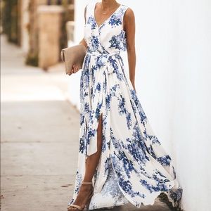 Vici Fleur De Lis Diana Sleeveless Maxi 
